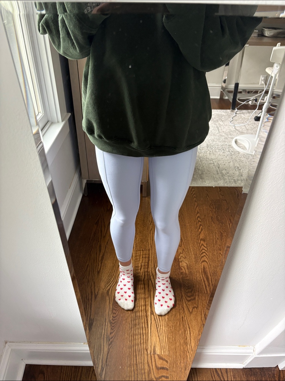 Light purple lululemon leggings with pockets